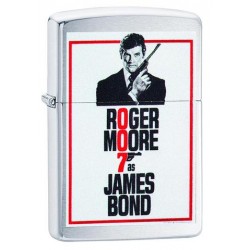 Roger Moore comme James...